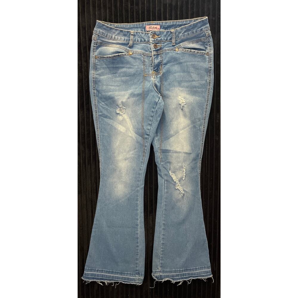 True Luck True Leech Women’s Light Wash Flare Jeans Size 14, Distressed, Raw hem